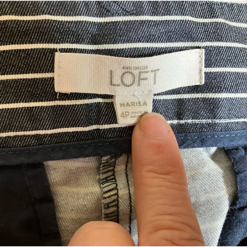 Loft Riviera Pant, striped capris, excellent condition, size 4P - Picture 3 of 4